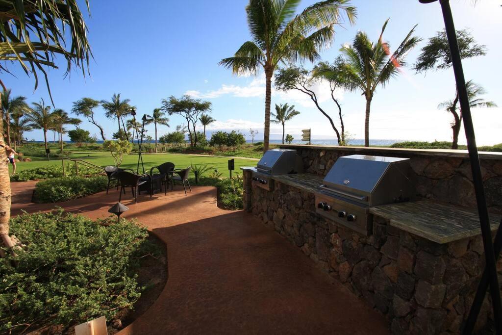 Ocean View One Bedroom At Honua Kai!! Лахайна Екстериор снимка